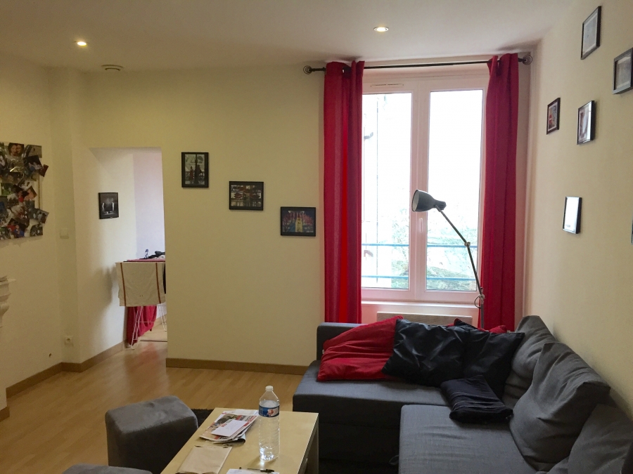 A louer Brest quartier Saint Michel T1 Bis meublé 42 M2+ internet